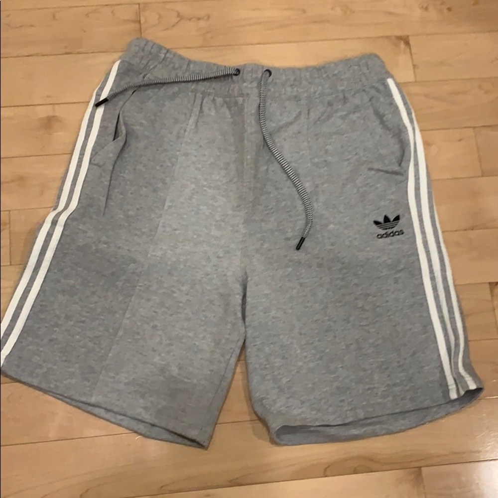 Adidas Originals 3 Stripes Sweat Shorts size L